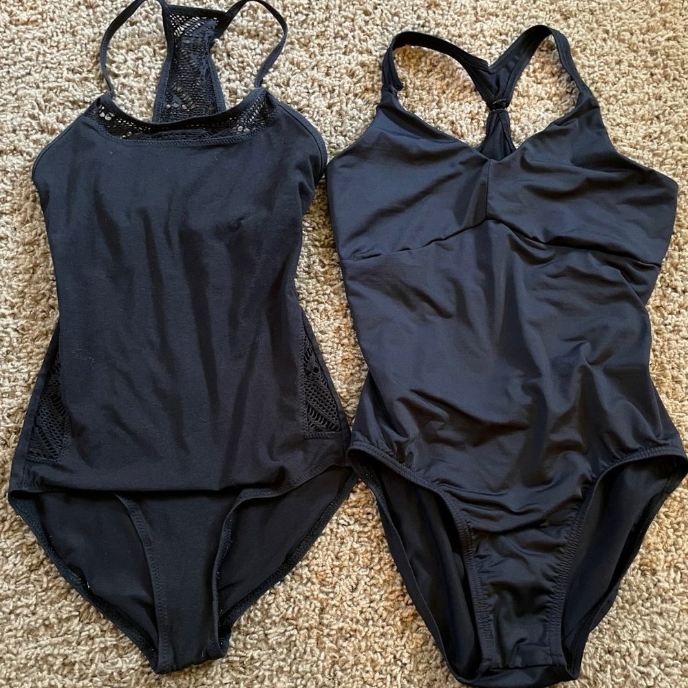 Adult S Black Leos